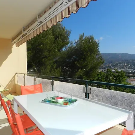 Le Lavandou, 3 Pieces, 4 Personnes - Fr-1-251-625 Apartment *
